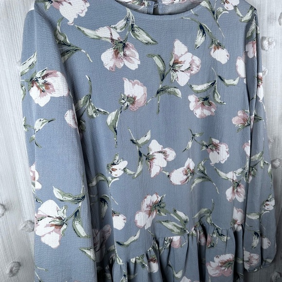 Women’s Floral Long Sleeve Dress Size Large - Picture 6 of 11